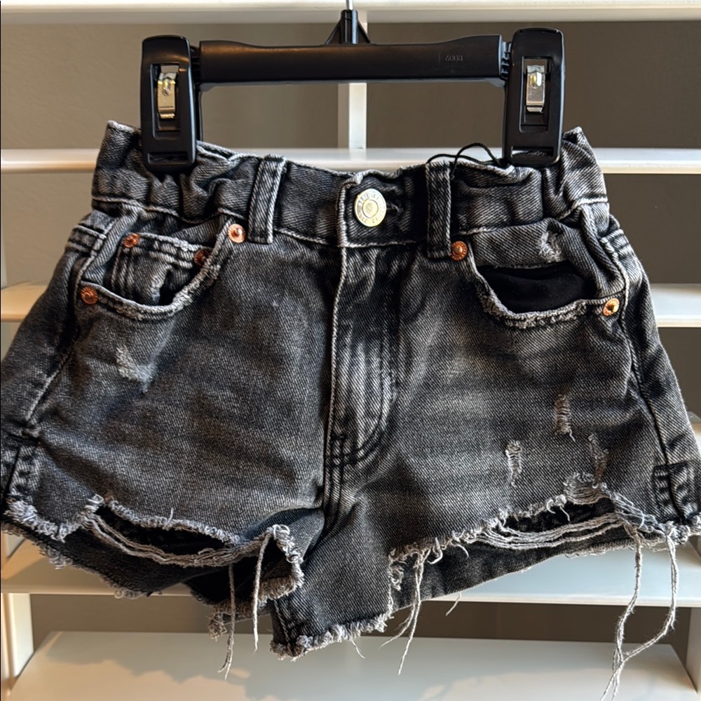 Zara Black Distressed High-Waisted Shorts 6